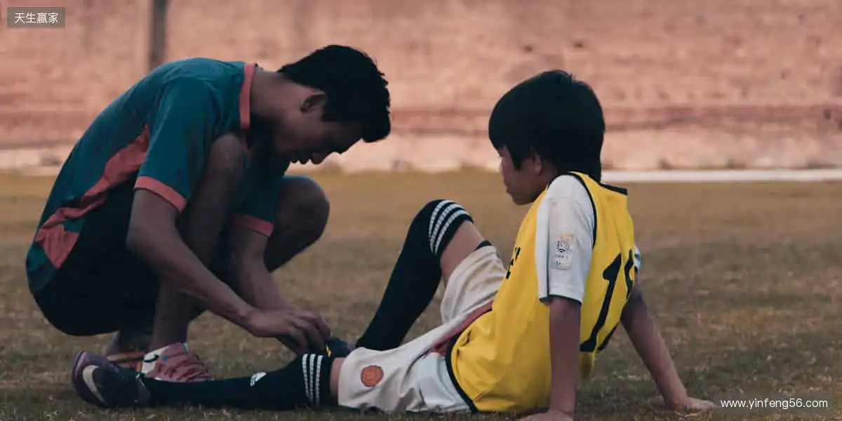 定制你的主队战袍，让支持更有态度！👕❤️